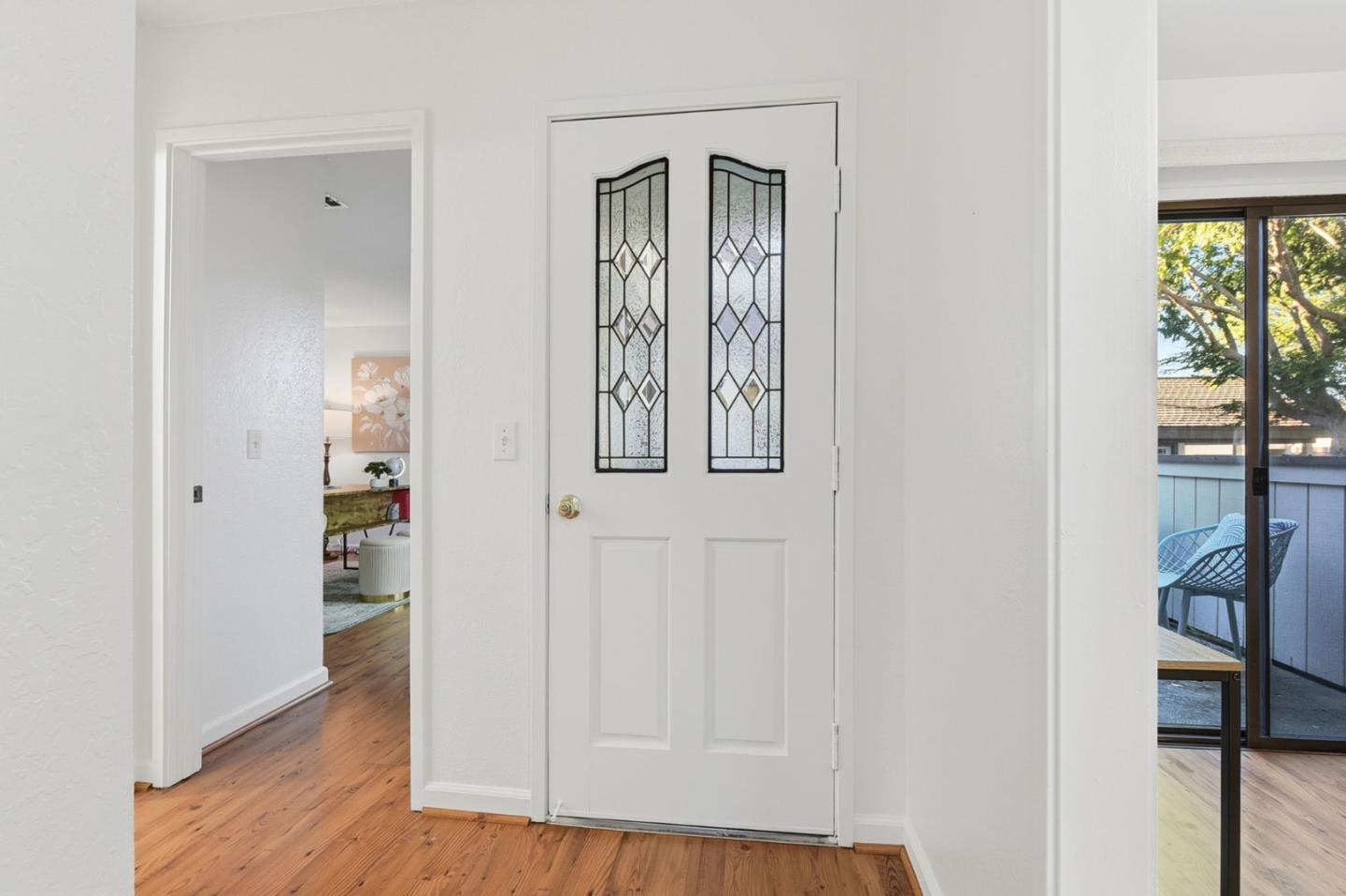 Detail Gallery Image 3 of 38 For 6098 Montgomery Ct, San Jose,  CA 95135 - 2 Beds | 2 Baths