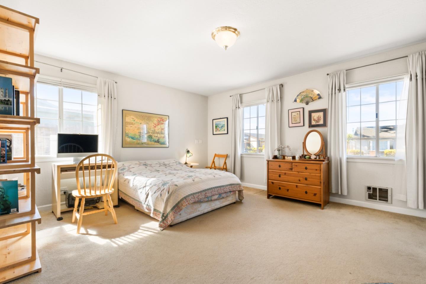 Detail Gallery Image 15 of 26 For 603 Edgemar Ave, Pacifica,  CA 94044 - 3 Beds | 2 Baths