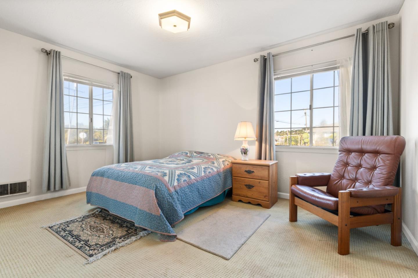 Detail Gallery Image 18 of 26 For 603 Edgemar Ave, Pacifica,  CA 94044 - 3 Beds | 2 Baths