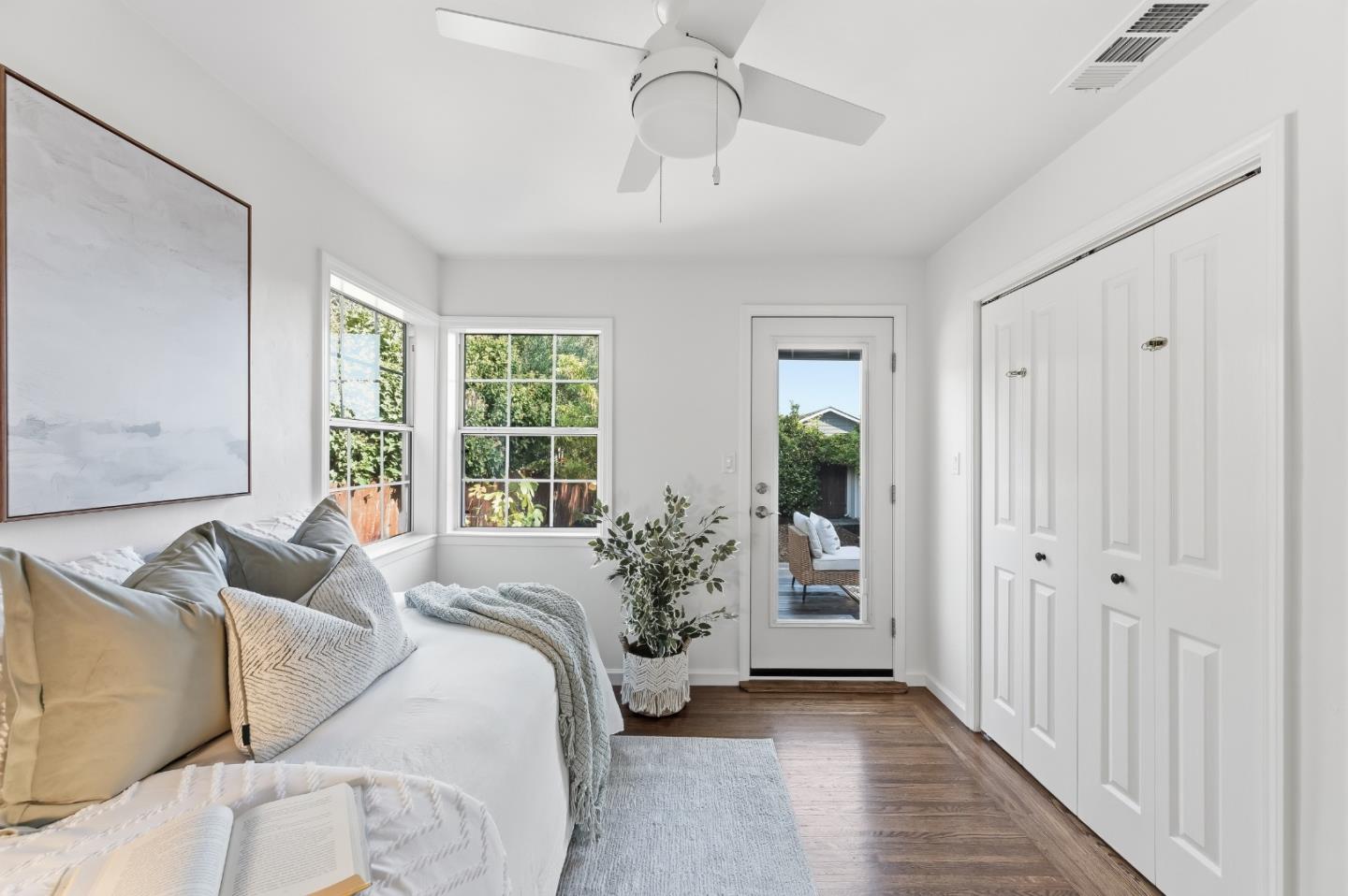 Detail Gallery Image 13 of 38 For 175 Orchard Ave, Redwood City,  CA 94061 - 2 Beds | 1 Baths