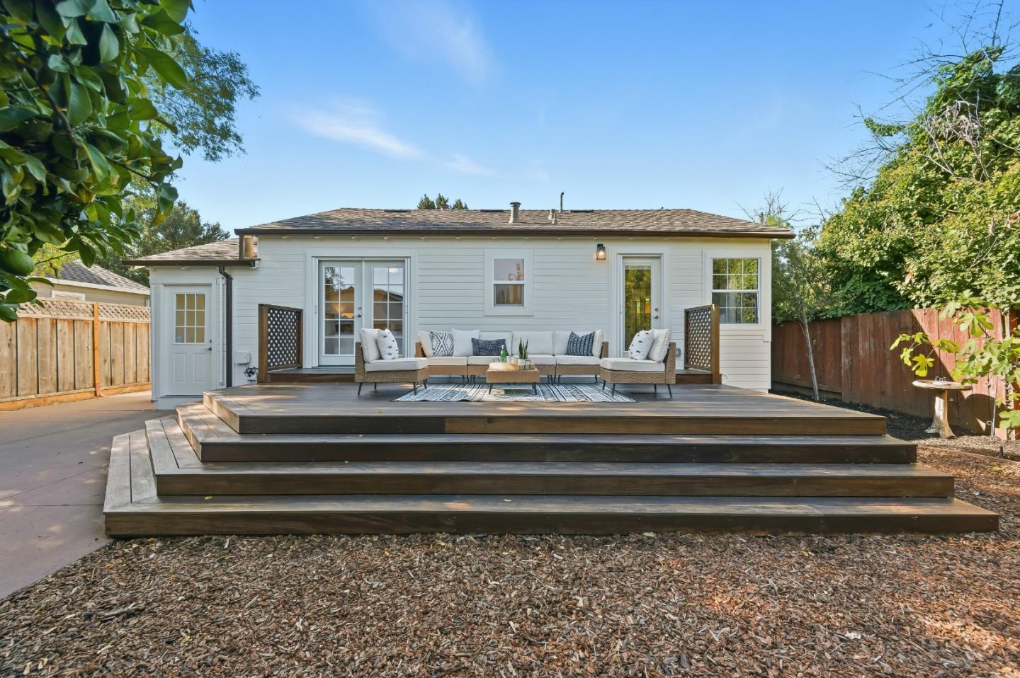 Detail Gallery Image 17 of 38 For 175 Orchard Ave, Redwood City,  CA 94061 - 2 Beds | 1 Baths