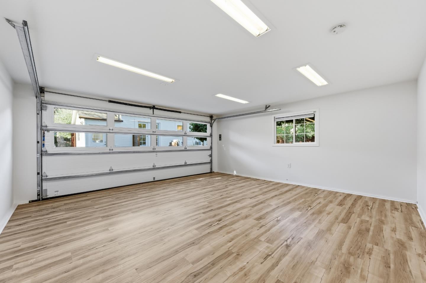 Detail Gallery Image 26 of 38 For 175 Orchard Ave, Redwood City,  CA 94061 - 2 Beds | 1 Baths