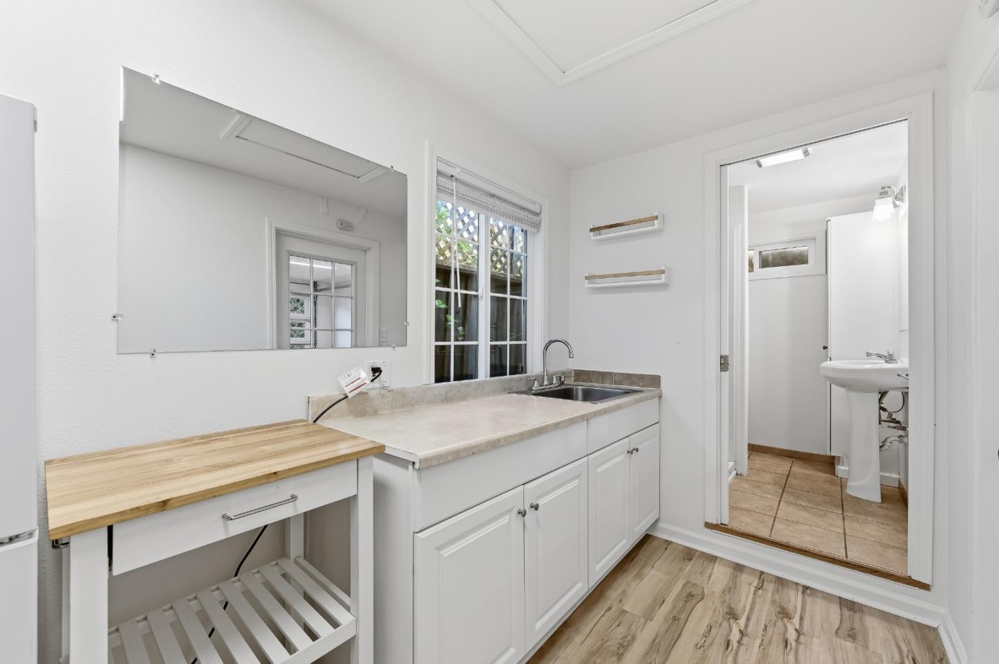 Detail Gallery Image 28 of 38 For 175 Orchard Ave, Redwood City,  CA 94061 - 2 Beds | 1 Baths