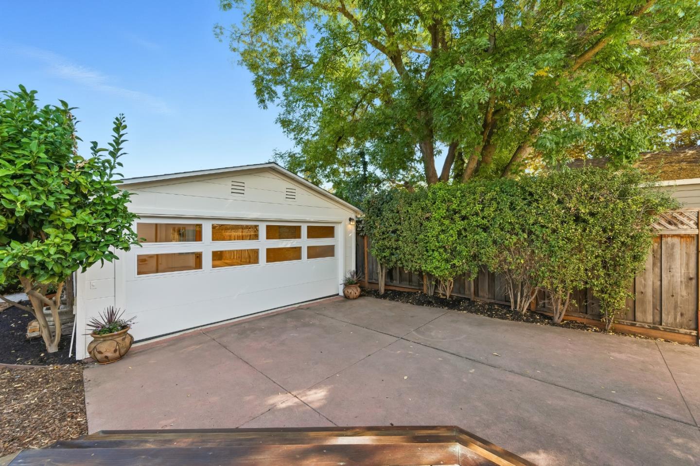 Detail Gallery Image 31 of 38 For 175 Orchard Ave, Redwood City,  CA 94061 - 2 Beds | 1 Baths