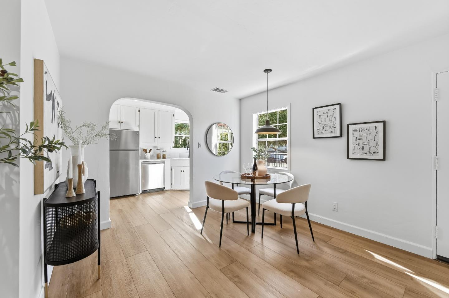 Detail Gallery Image 5 of 38 For 175 Orchard Ave, Redwood City,  CA 94061 - 2 Beds | 1 Baths