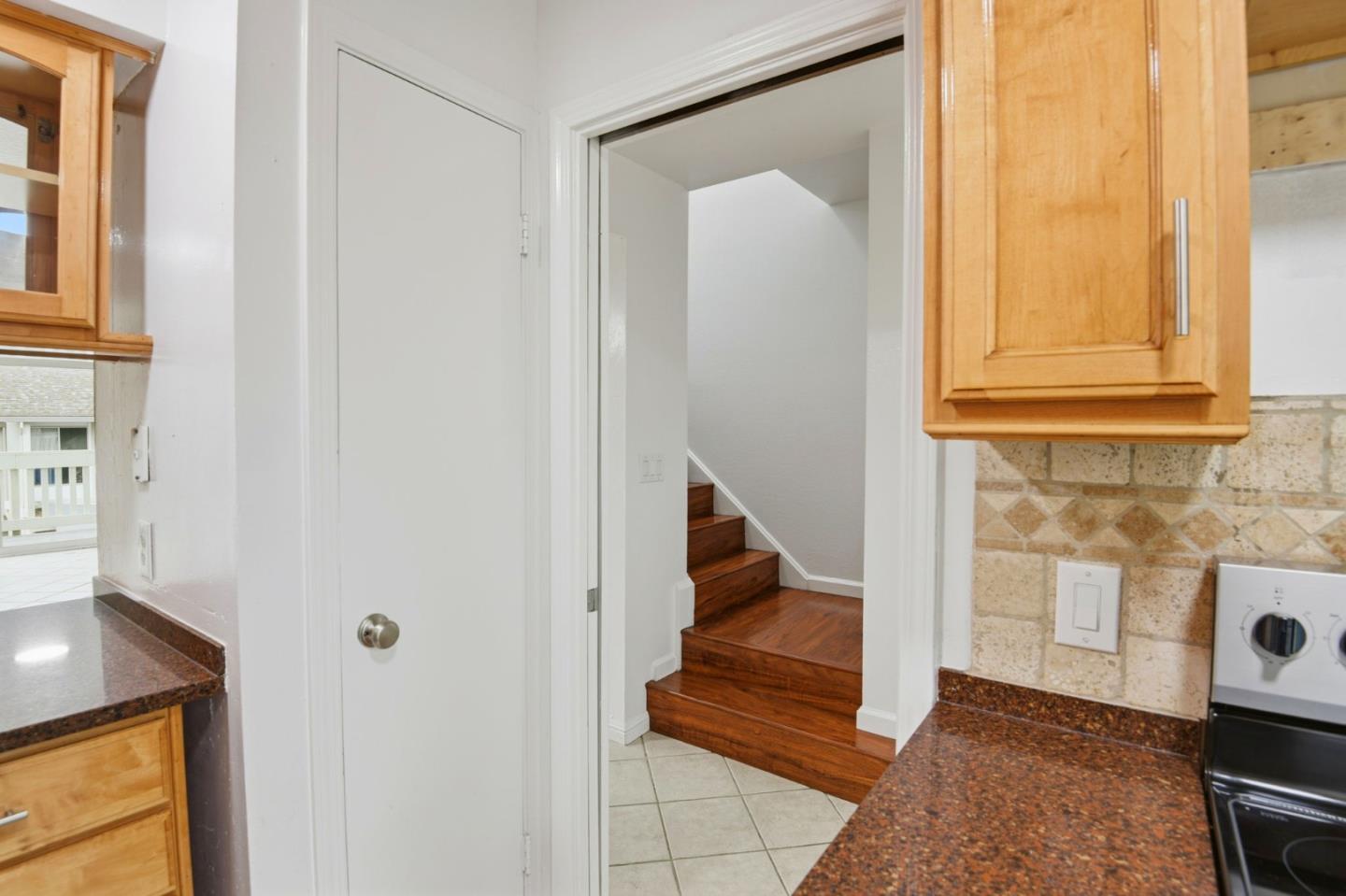 Detail Gallery Image 11 of 32 For 3375 Norton Way #5,  Pleasanton,  CA 94566 - 2 Beds | 1/1 Baths