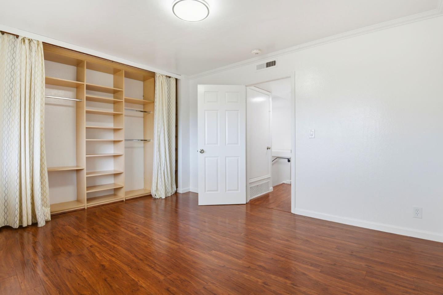 Detail Gallery Image 16 of 32 For 3375 Norton Way #5,  Pleasanton,  CA 94566 - 2 Beds | 1/1 Baths