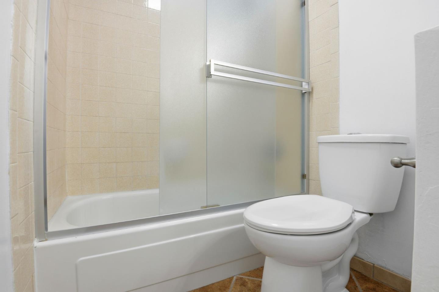 Detail Gallery Image 23 of 32 For 3375 Norton Way #5,  Pleasanton,  CA 94566 - 2 Beds | 1/1 Baths