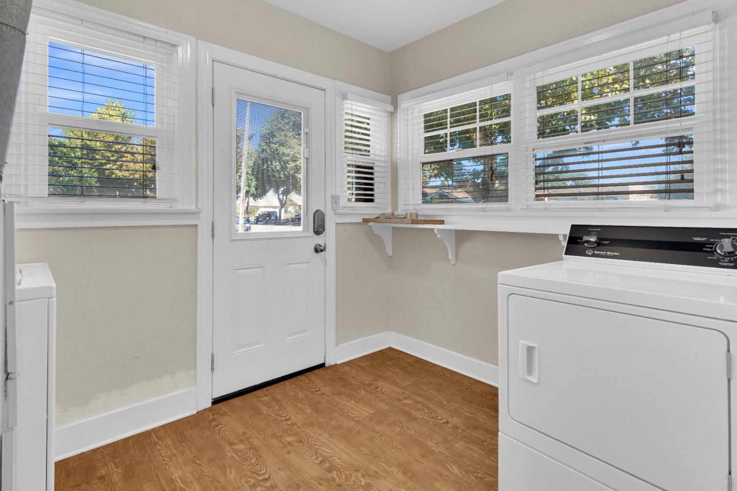 Detail Gallery Image 15 of 27 For 404 Ellis St, King City,  CA 93930 - 2 Beds | 1 Baths