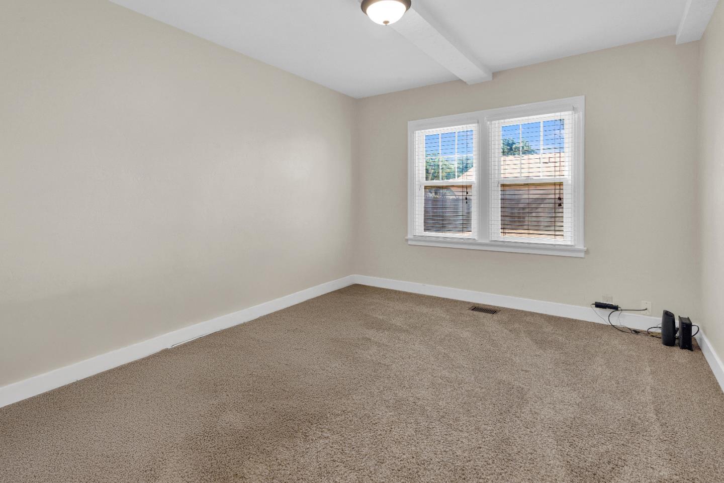 Detail Gallery Image 16 of 27 For 404 Ellis St, King City,  CA 93930 - 2 Beds | 1 Baths