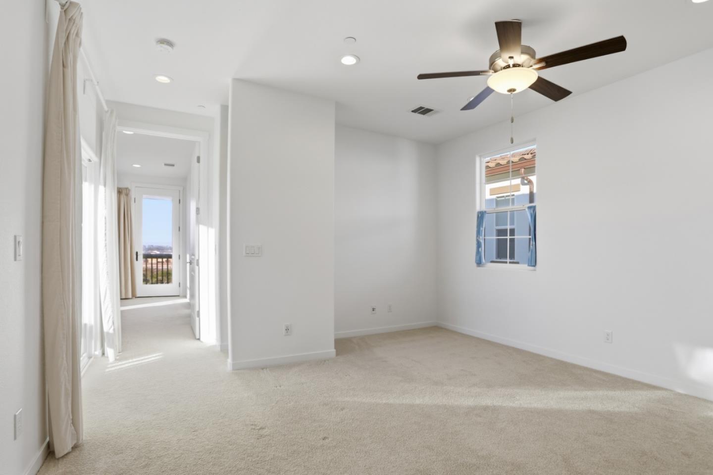 Detail Gallery Image 13 of 26 For 2989 Denali Dr, Marina,  CA 93933 - 3 Beds | 2/1 Baths