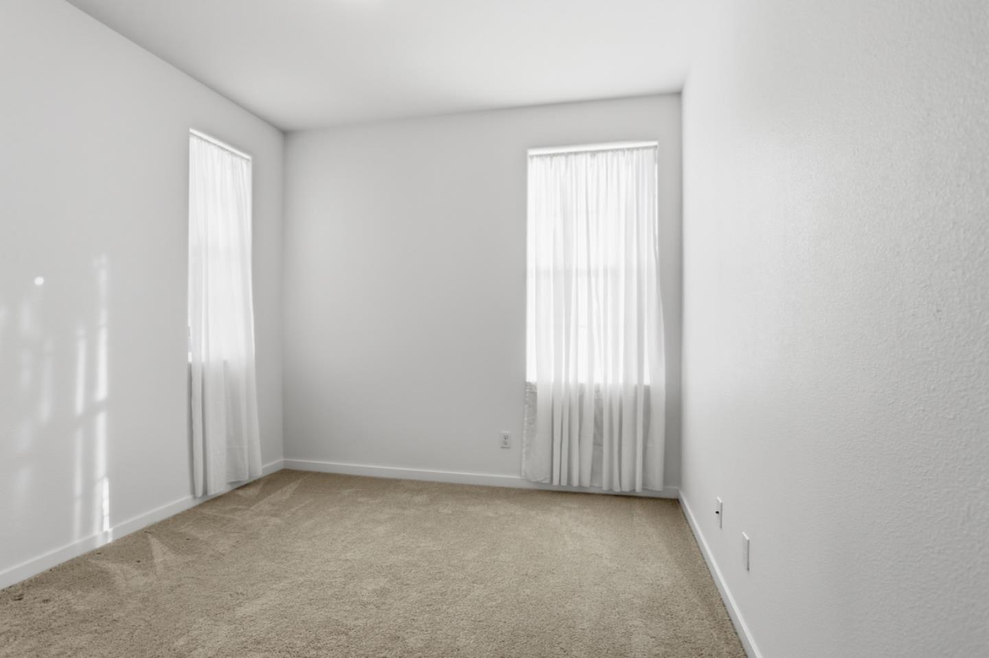 Detail Gallery Image 14 of 26 For 2989 Denali Dr, Marina,  CA 93933 - 3 Beds | 2/1 Baths