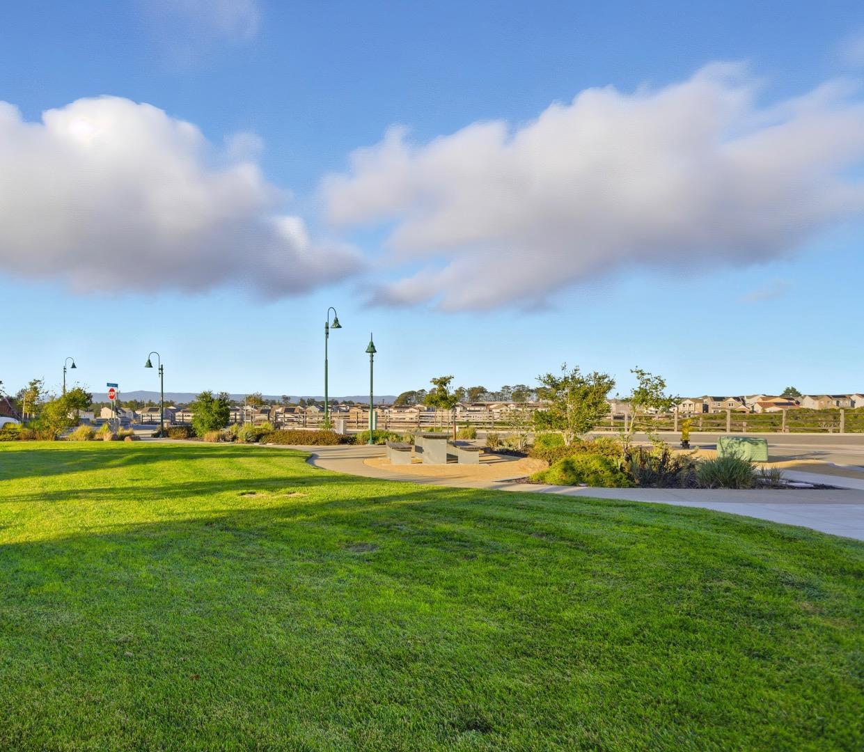 Detail Gallery Image 23 of 26 For 2989 Denali Dr, Marina,  CA 93933 - 3 Beds | 2/1 Baths