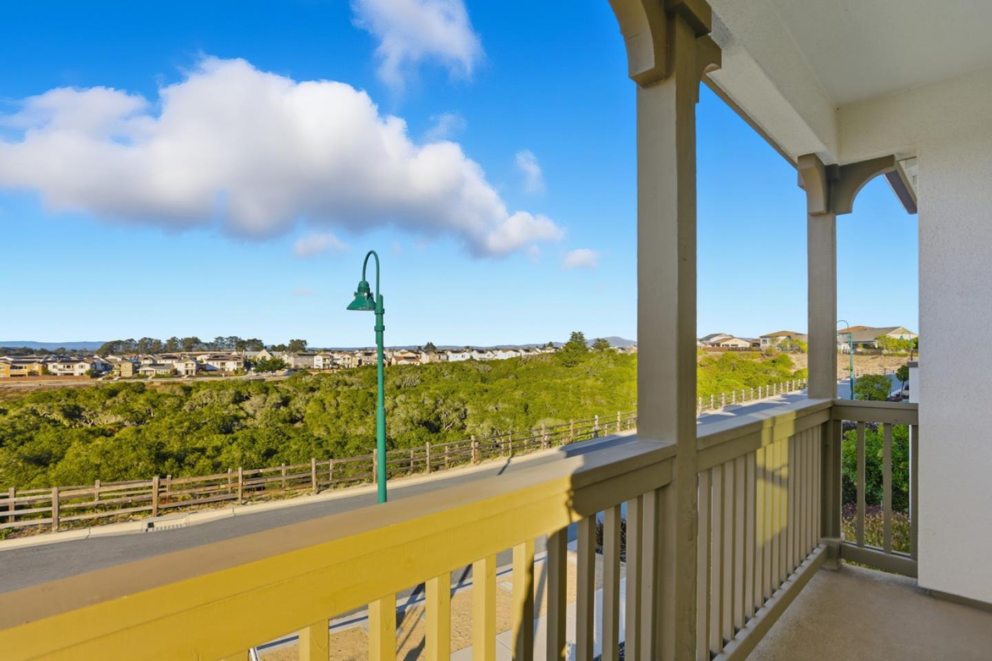 Detail Gallery Image 9 of 26 For 2989 Denali Dr, Marina,  CA 93933 - 3 Beds | 2/1 Baths