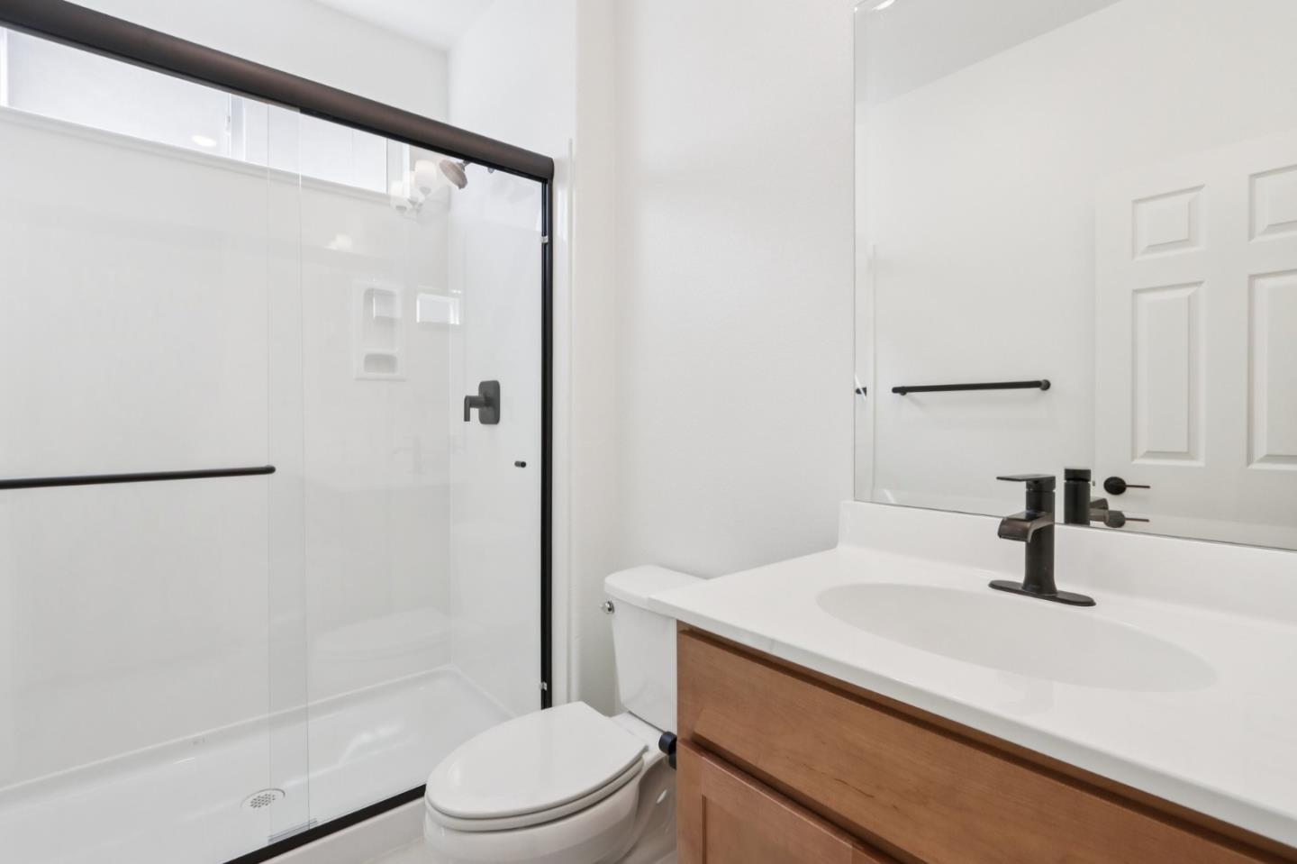 Detail Gallery Image 29 of 35 For 1871 Amaryllis Dr, Hollister,  CA 95023 - 4 Beds | 3 Baths