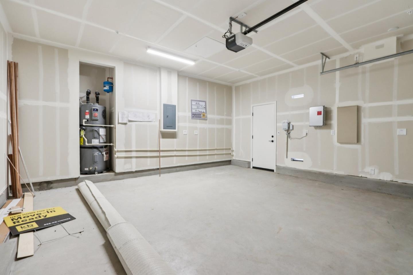 Detail Gallery Image 31 of 35 For 1871 Amaryllis Dr, Hollister,  CA 95023 - 4 Beds | 3 Baths