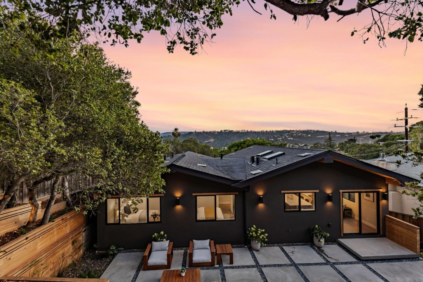 Detail Gallery Image 40 of 82 For 140 Northam Ave, San Carlos,  CA 94070 - 3 Beds | 2/1 Baths