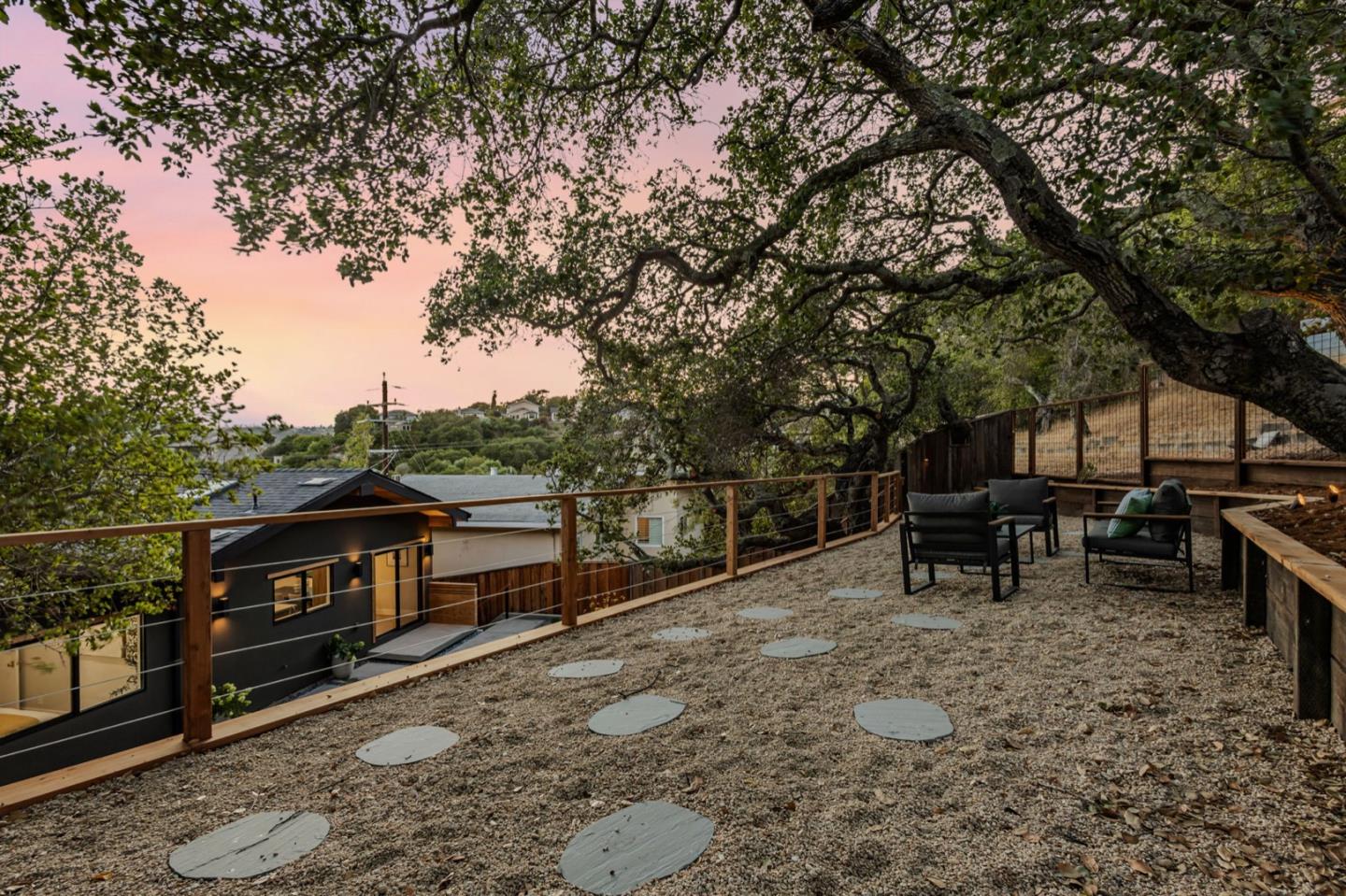 Detail Gallery Image 43 of 82 For 140 Northam Ave, San Carlos,  CA 94070 - 3 Beds | 2/1 Baths