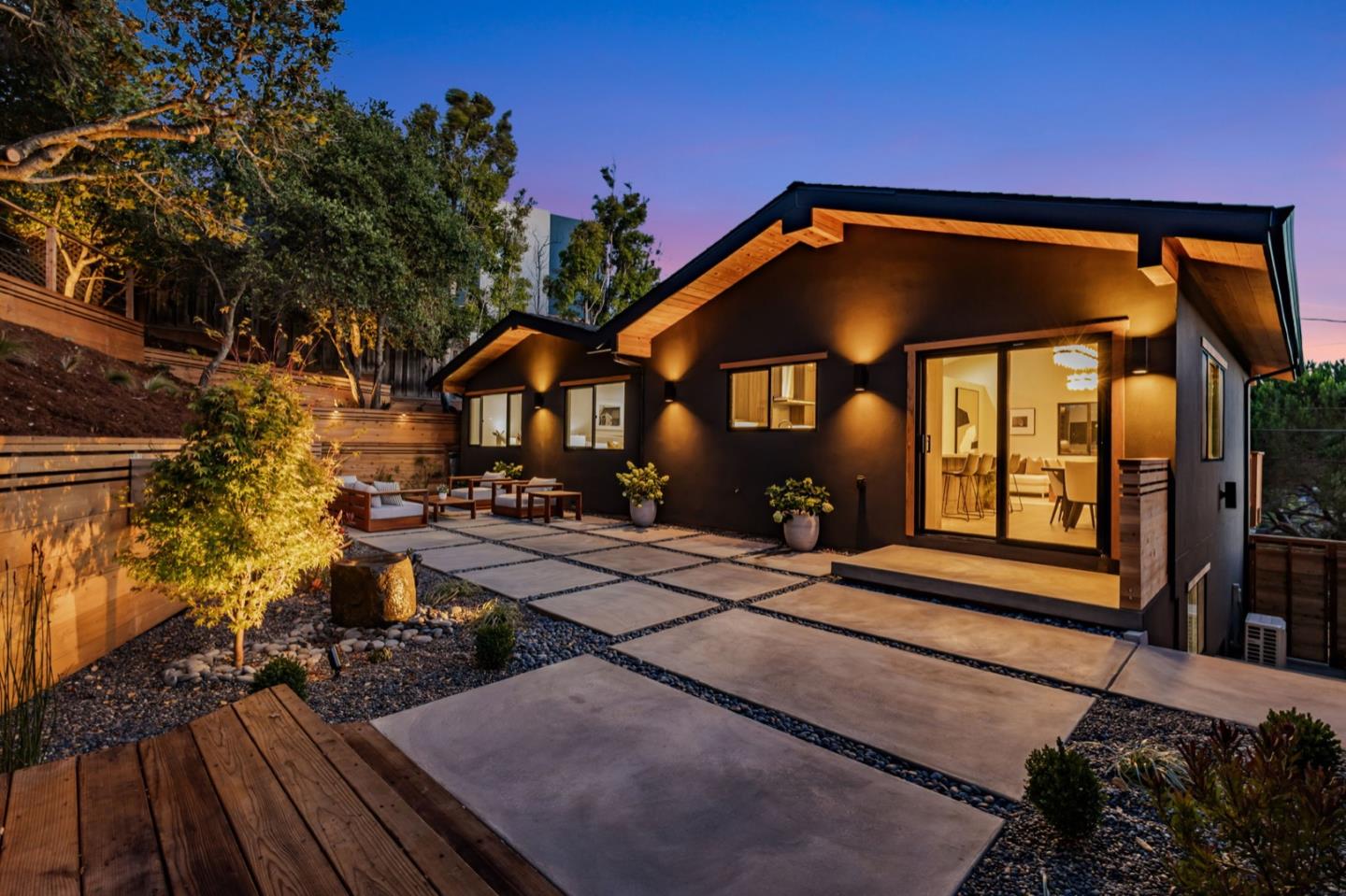 Detail Gallery Image 57 of 82 For 140 Northam Ave, San Carlos,  CA 94070 - 3 Beds | 2/1 Baths