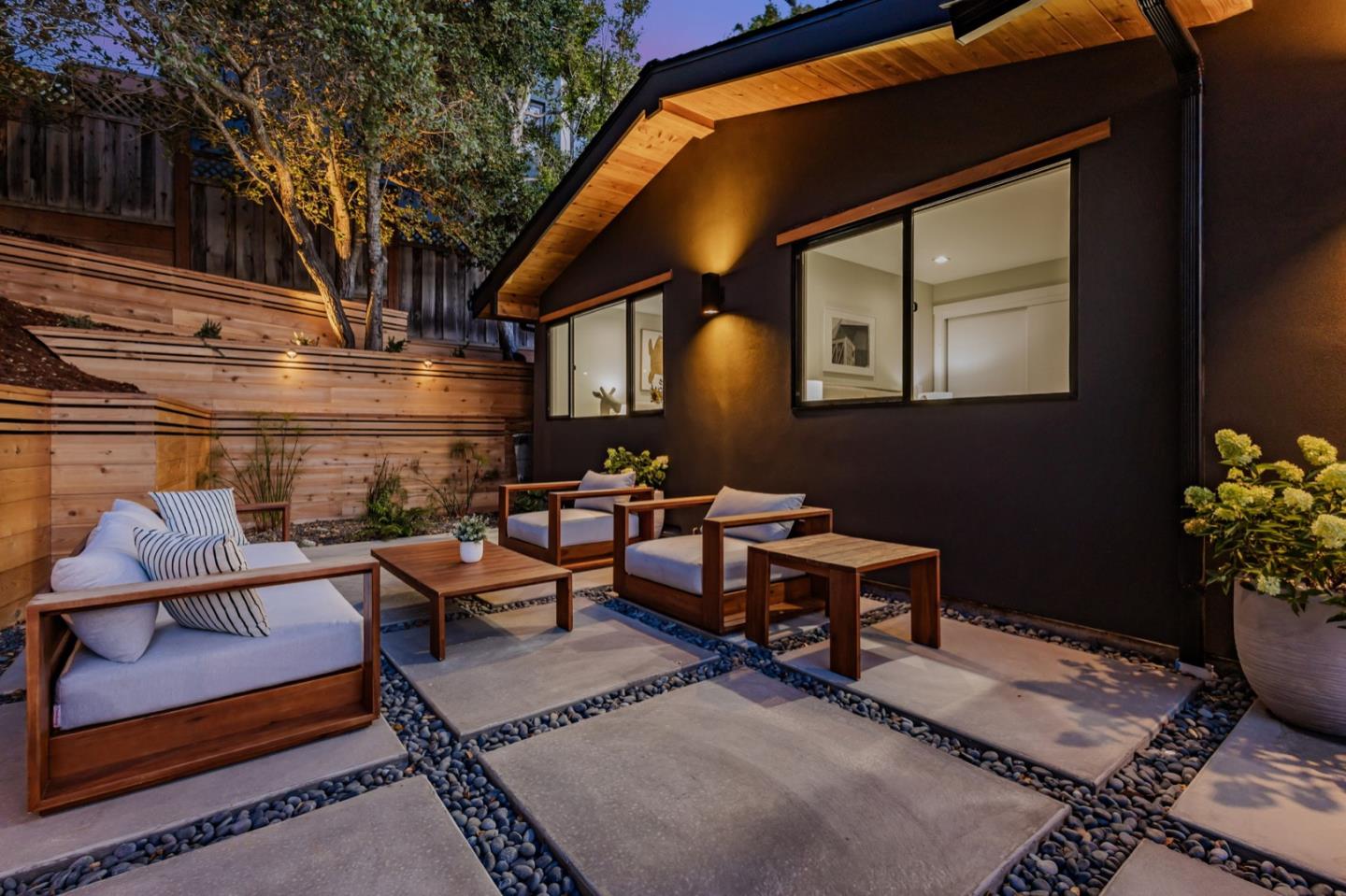 Detail Gallery Image 58 of 82 For 140 Northam Ave, San Carlos,  CA 94070 - 3 Beds | 2/1 Baths