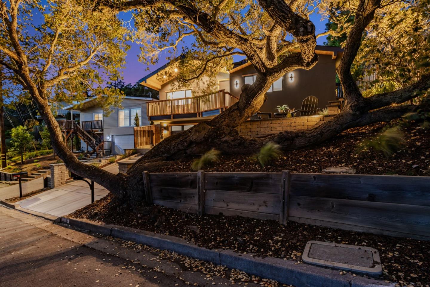 Detail Gallery Image 67 of 82 For 140 Northam Ave, San Carlos,  CA 94070 - 3 Beds | 2/1 Baths