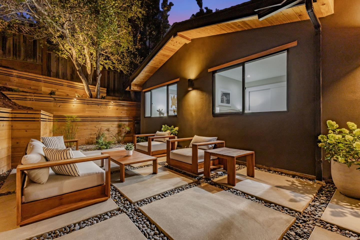 Detail Gallery Image 75 of 82 For 140 Northam Ave, San Carlos,  CA 94070 - 3 Beds | 2/1 Baths