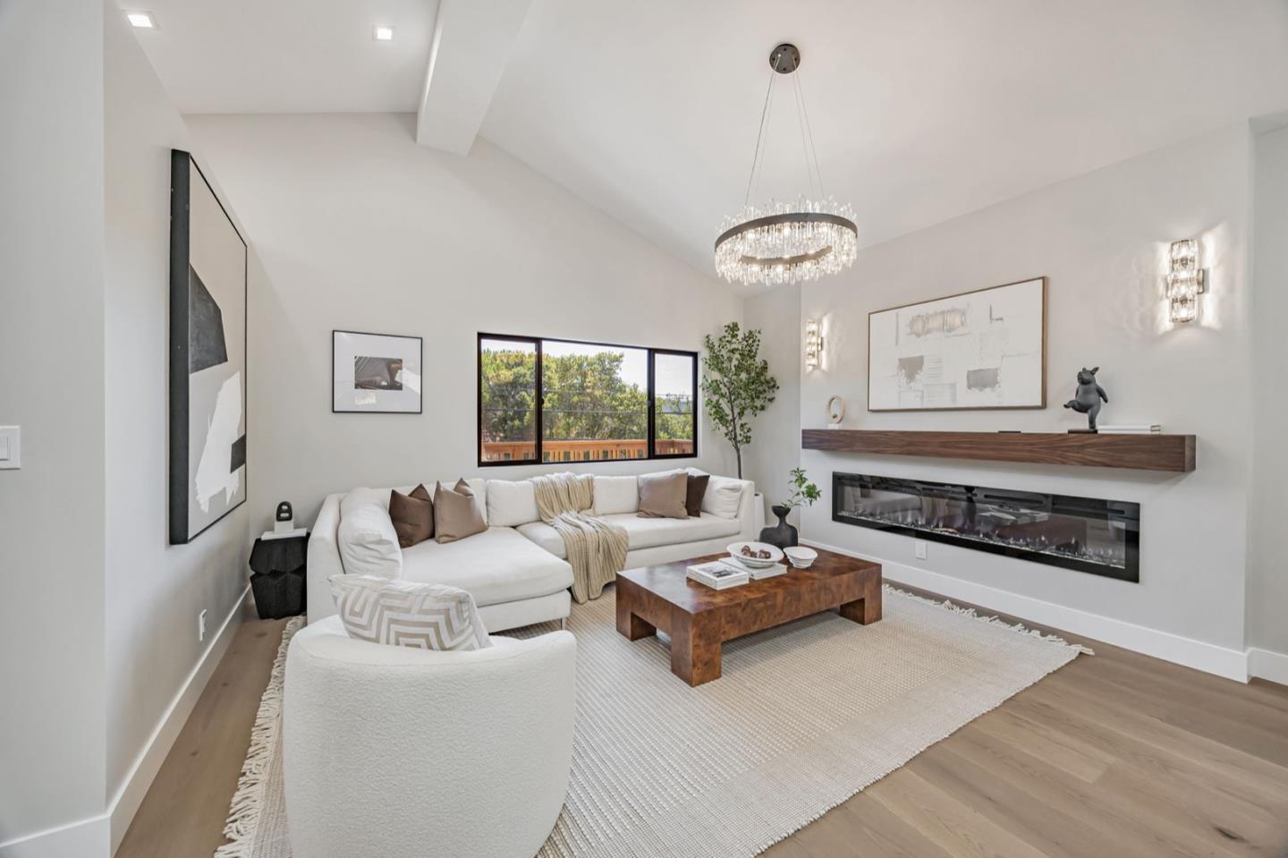 Detail Gallery Image 8 of 82 For 140 Northam Ave, San Carlos,  CA 94070 - 3 Beds | 2/1 Baths