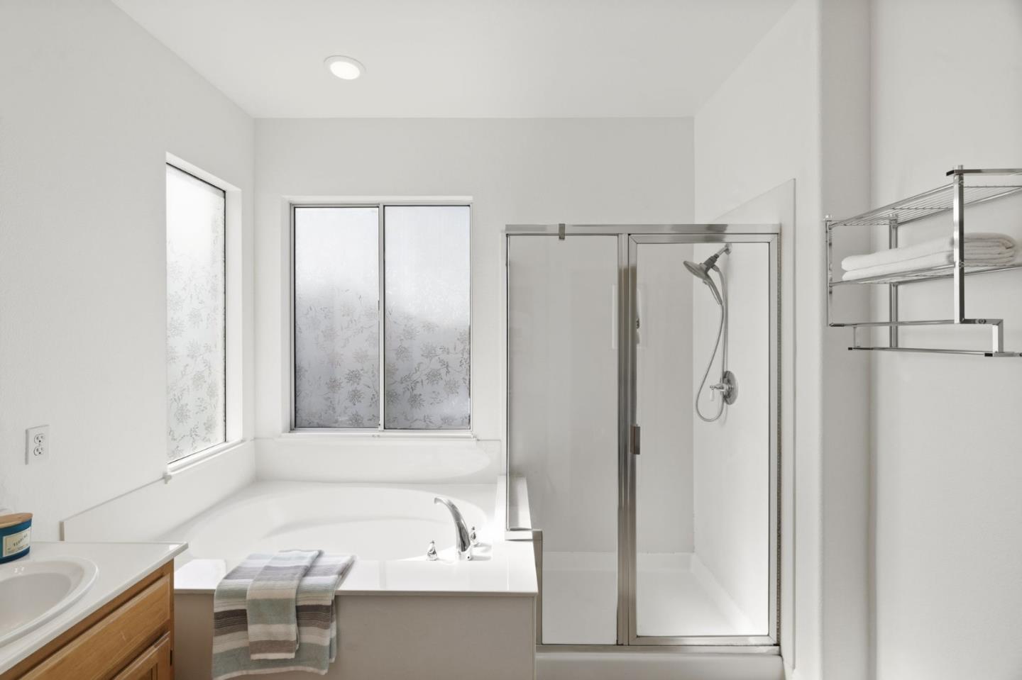 Detail Gallery Image 51 of 84 For 30279 Brookfield Rd, Hayward,  CA 94544 - 5 Beds | 3 Baths