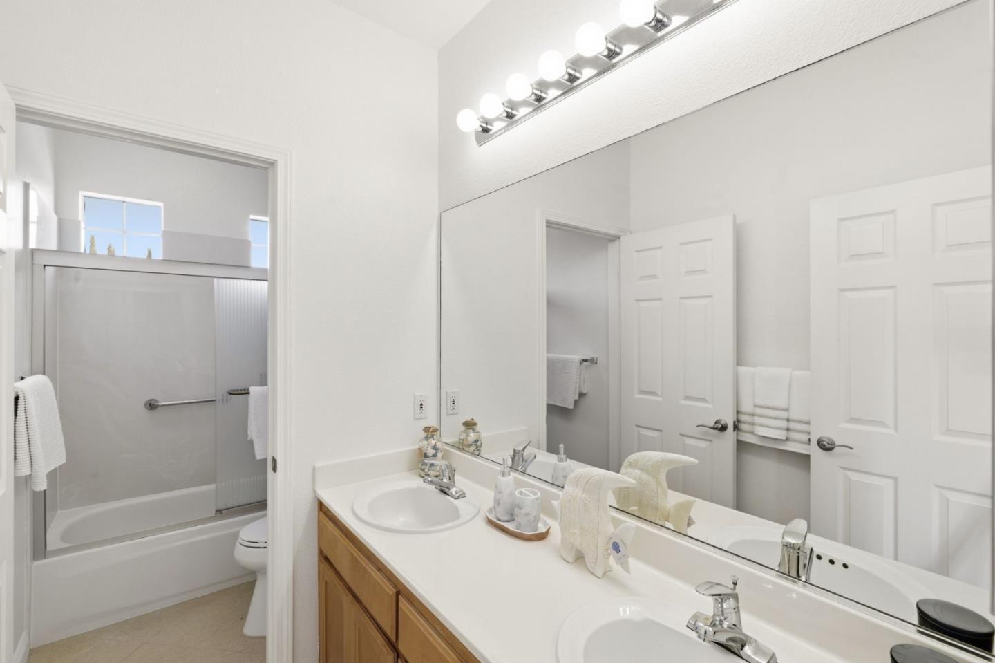 Detail Gallery Image 56 of 84 For 30279 Brookfield Rd, Hayward,  CA 94544 - 5 Beds | 3 Baths