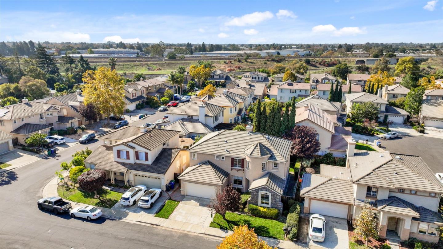 Detail Gallery Image 80 of 84 For 30279 Brookfield Rd, Hayward,  CA 94544 - 5 Beds | 3 Baths