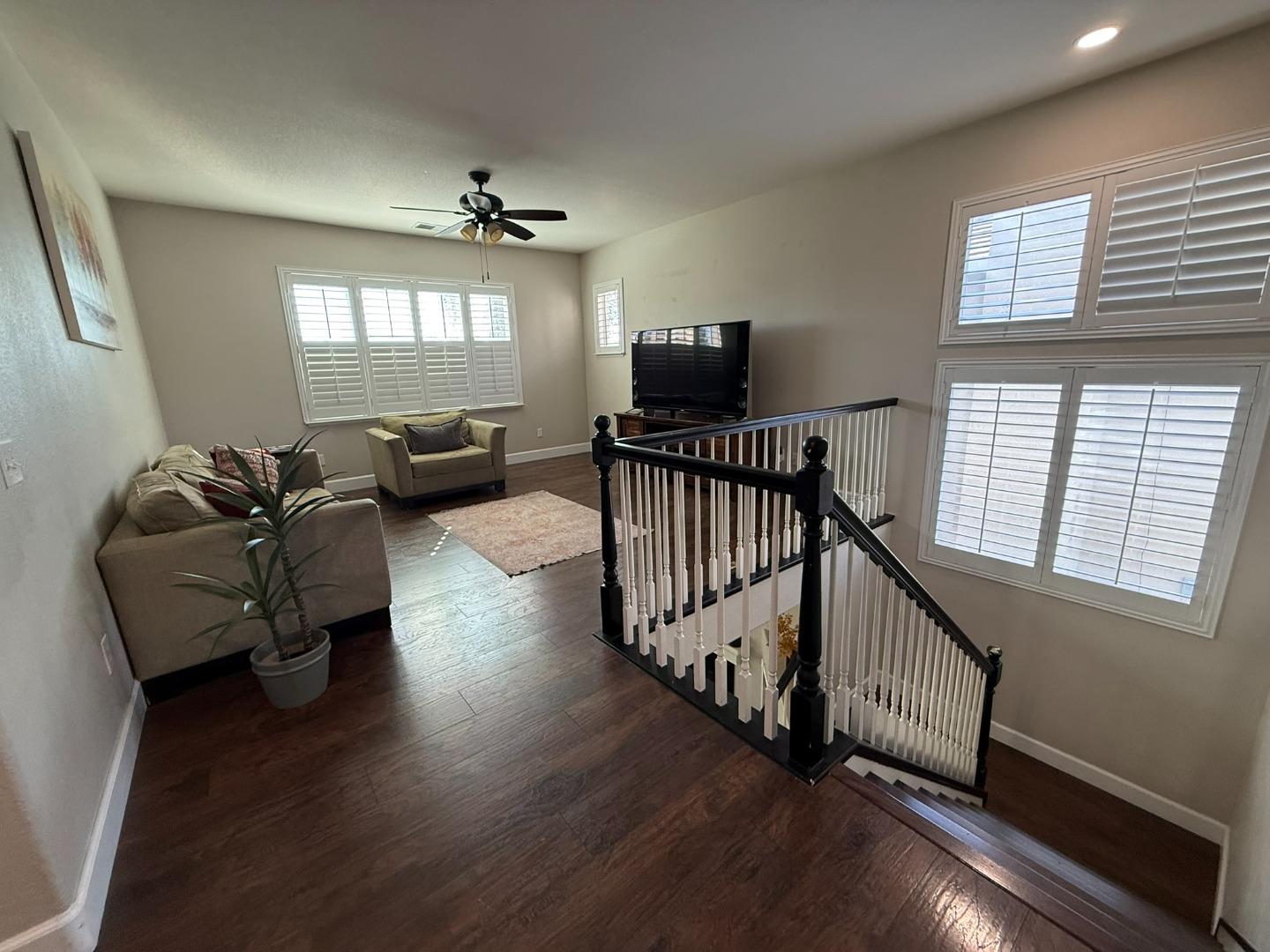 Detail Gallery Image 13 of 18 For 2310 Spartan Ter, Brentwood,  CA 94513 - 4 Beds | 3 Baths