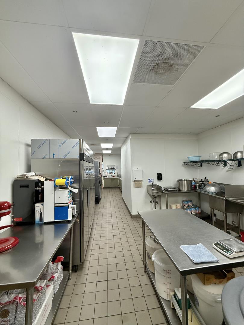 Detail Gallery Image 12 of 14 For 2706 Homestead Rd, Santa Clara,  CA 95051 - – Beds | – Baths