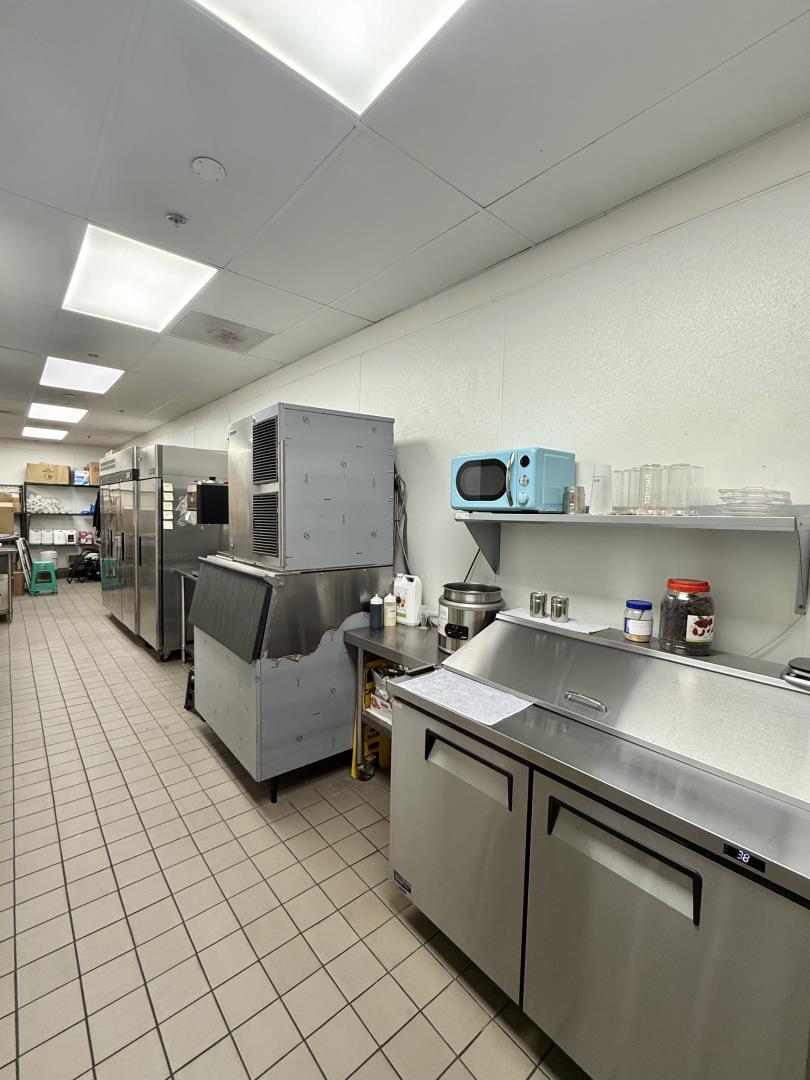 Detail Gallery Image 9 of 14 For 2706 Homestead Rd, Santa Clara,  CA 95051 - – Beds | – Baths