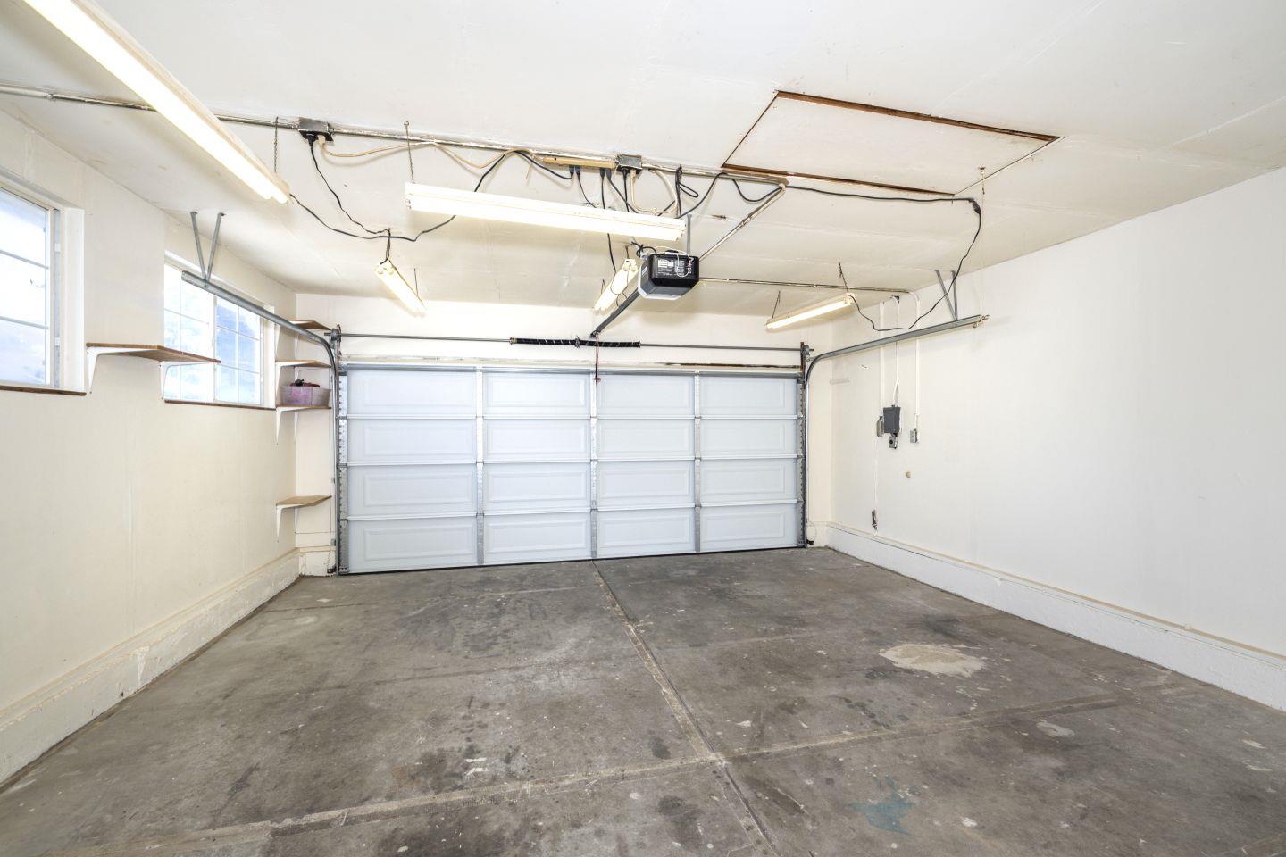 Detail Gallery Image 27 of 30 For 441 Bridgeport Dr, El Granada,  CA 94018 - 3 Beds | 2 Baths