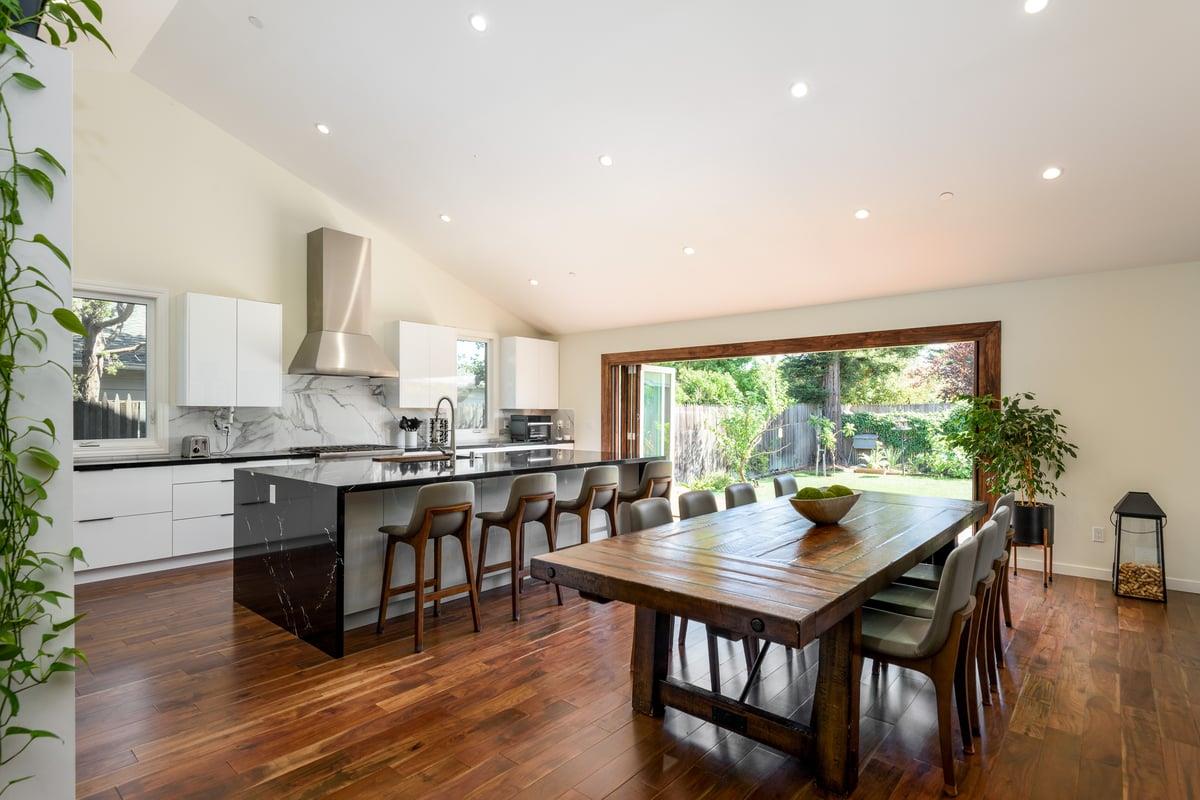 Detail Gallery Image 10 of 27 For 467 22nd Ave, San Mateo,  CA 94403 - 3 Beds | 3/1 Baths