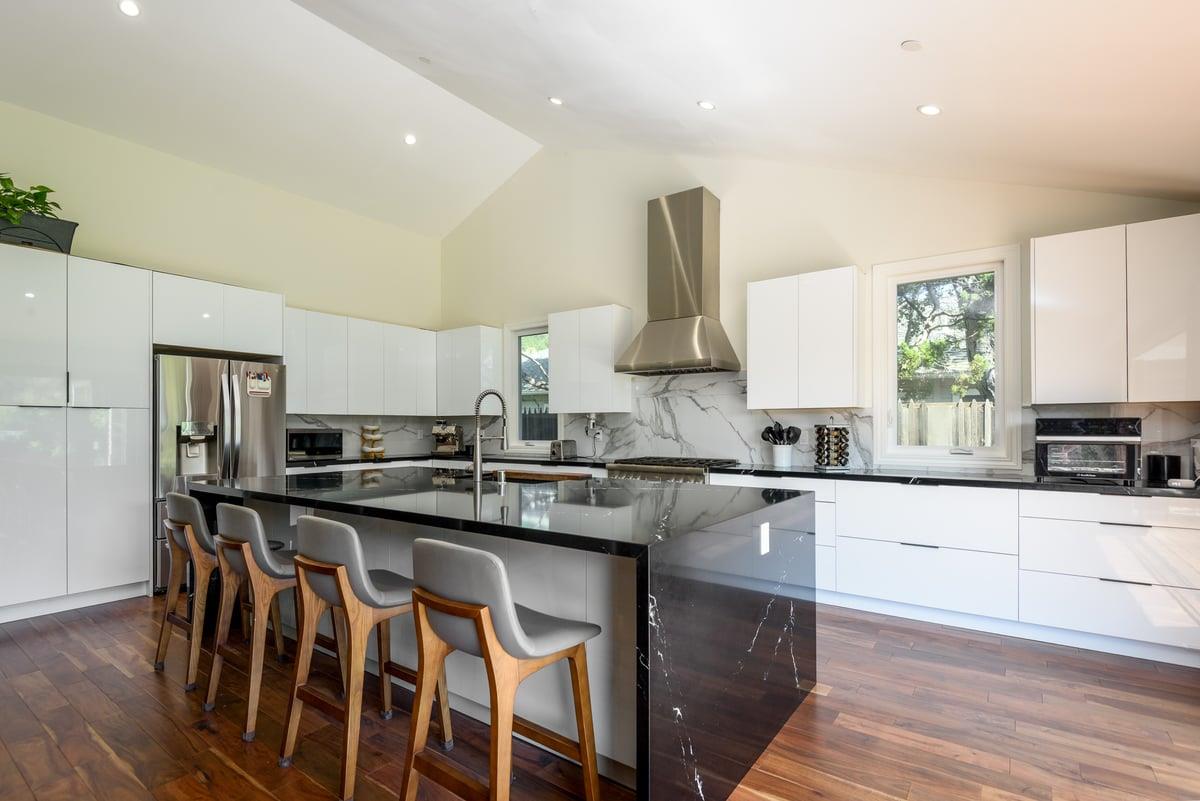 Detail Gallery Image 13 of 27 For 467 22nd Ave, San Mateo,  CA 94403 - 3 Beds | 3/1 Baths