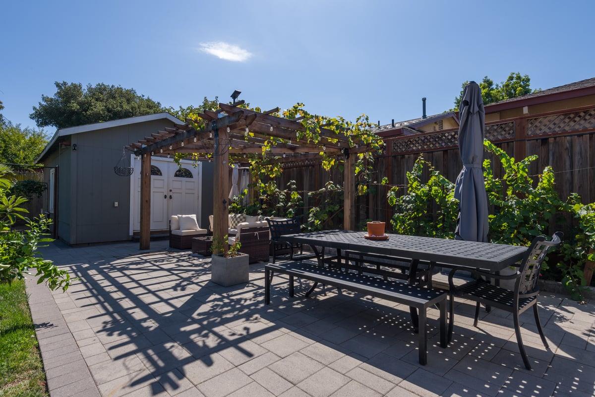 Detail Gallery Image 4 of 27 For 467 22nd Ave, San Mateo,  CA 94403 - 3 Beds | 3/1 Baths