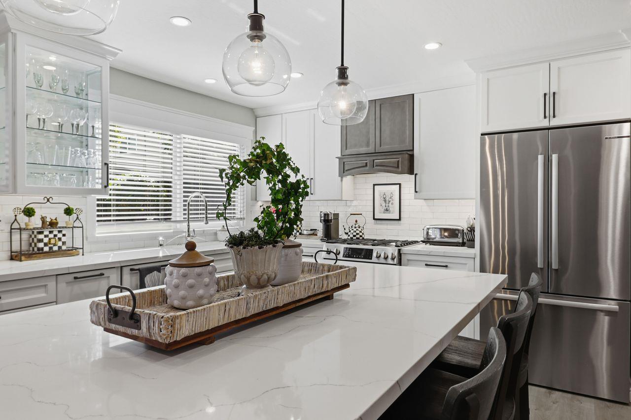 Detail Gallery Image 19 of 49 For 3570 Sunnydale Ct, San Jose,  CA 95117 - 4 Beds | 3 Baths