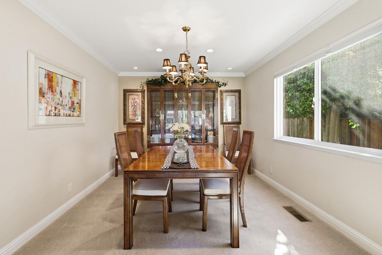 Detail Gallery Image 20 of 49 For 3570 Sunnydale Ct, San Jose,  CA 95117 - 4 Beds | 3 Baths