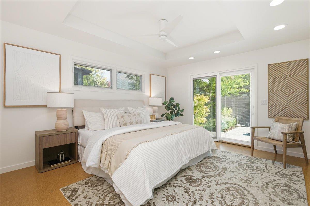 Detail Gallery Image 21 of 38 For 375 La Cuesta Dr, Portola Valley,  CA 94028 - 3 Beds | 2 Baths