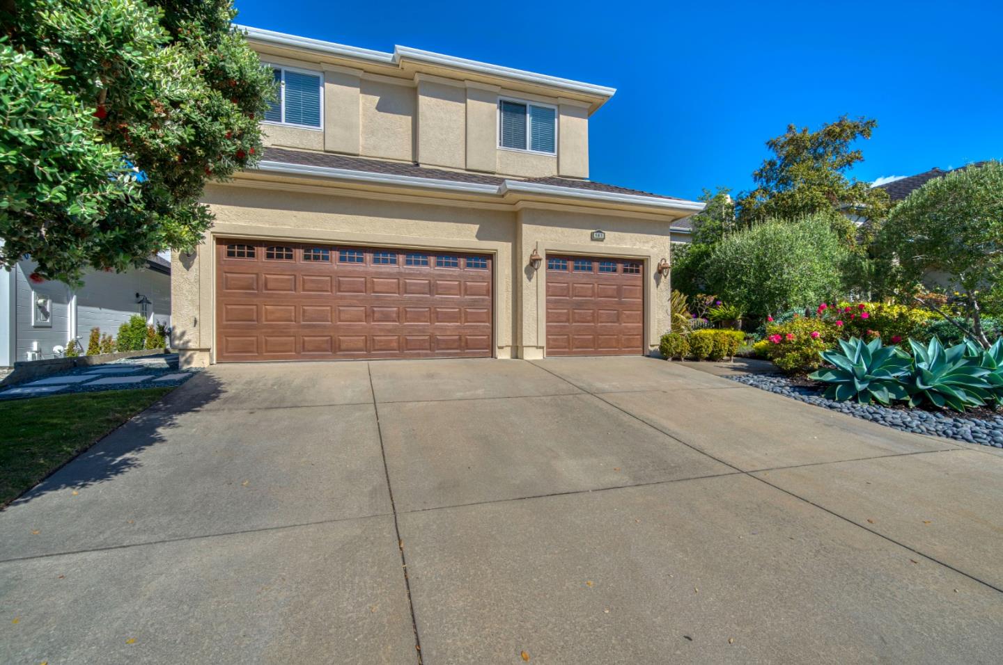 Detail Gallery Image 5 of 60 For 181 Turnberry Rd, Half Moon Bay,  CA 94019 - 4 Beds | 3 Baths