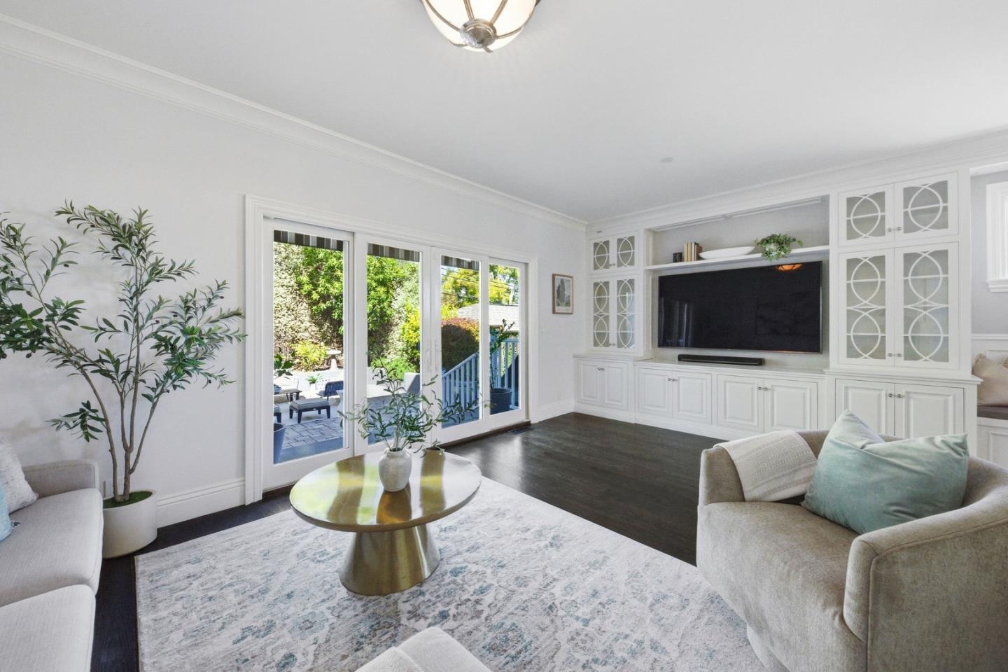 Detail Gallery Image 14 of 34 For 638 Oregon Ave, San Mateo,  CA 94402 - 4 Beds | 3/1 Baths