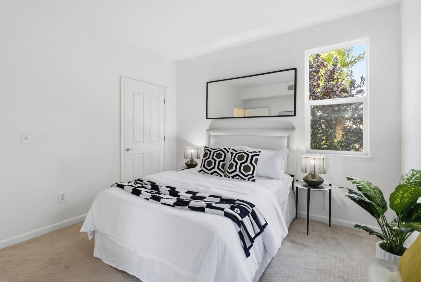 Detail Gallery Image 17 of 32 For 1982 W Bayshore Rd #121,  East Palo Alto,  CA 94303 - 2 Beds | 2 Baths