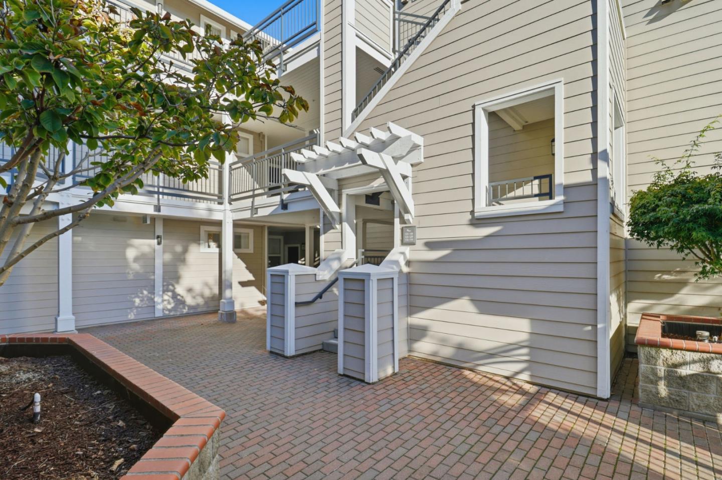 Detail Gallery Image 27 of 32 For 1982 W Bayshore Rd #121,  East Palo Alto,  CA 94303 - 2 Beds | 2 Baths