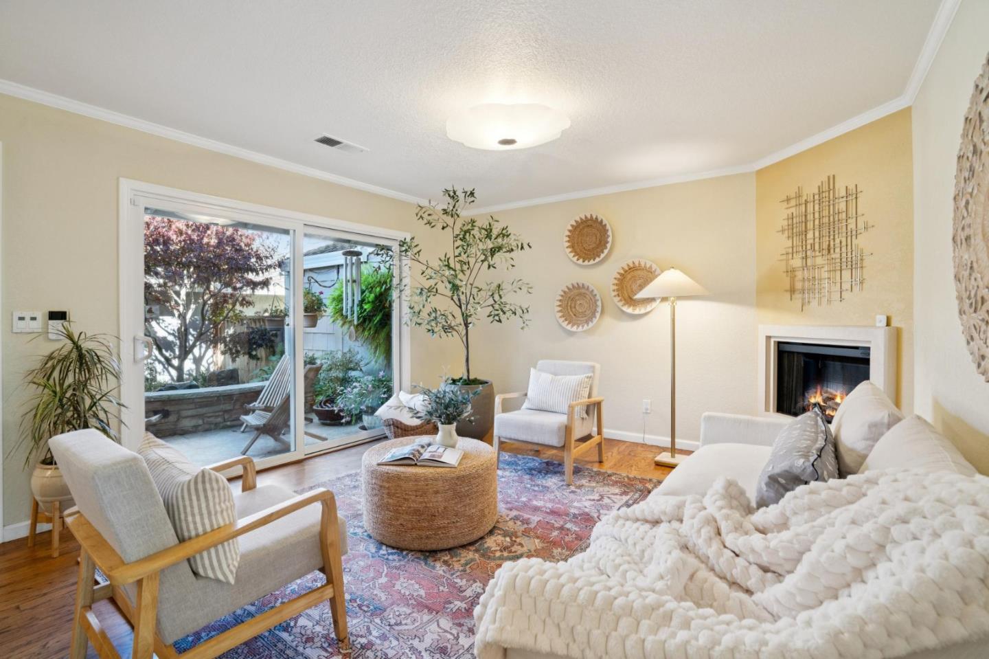 Detail Gallery Image 13 of 51 For 415 Sailfish Dr, Aptos,  CA 95003 - 3 Beds | 1/1 Baths