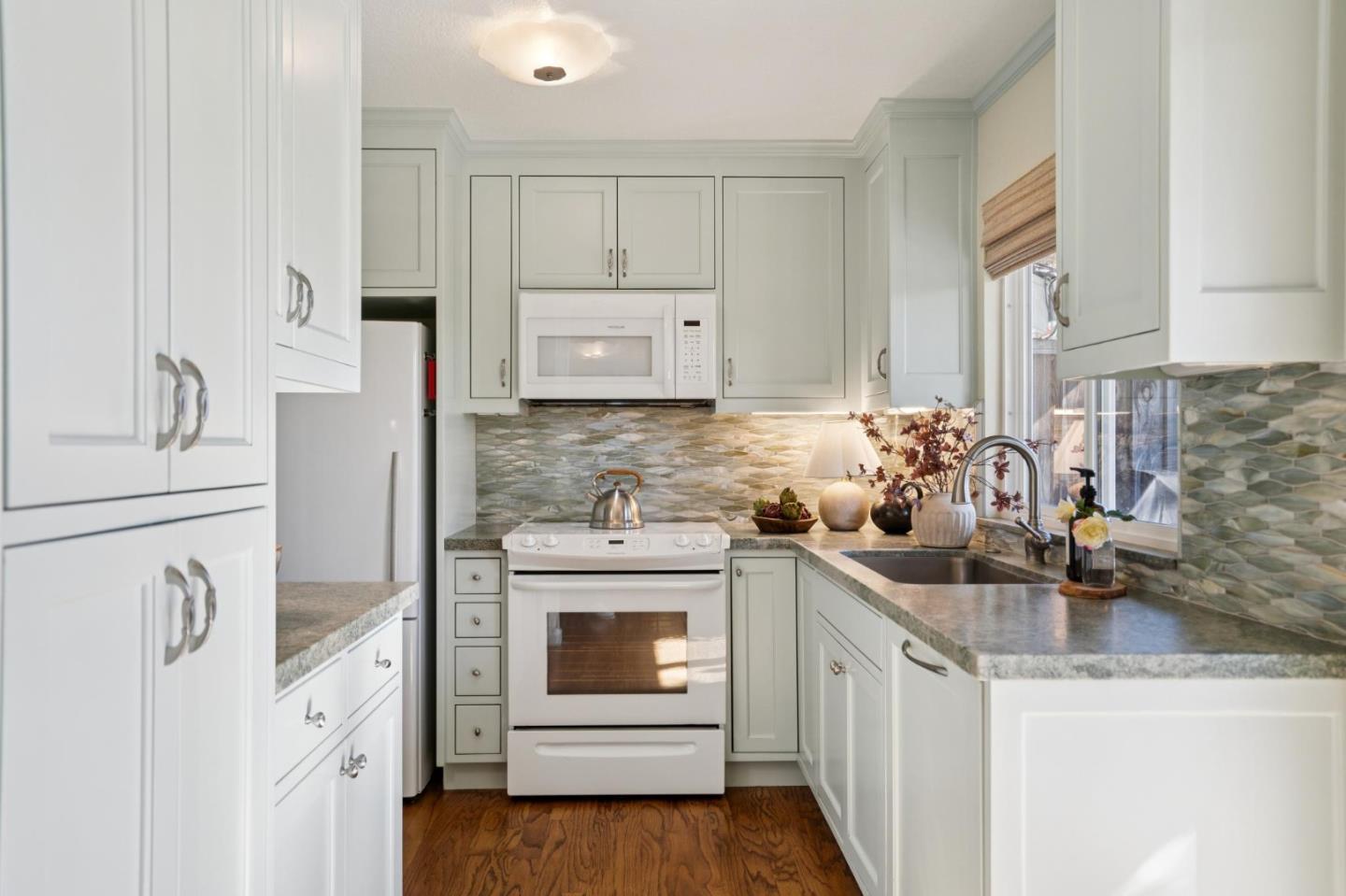 Detail Gallery Image 23 of 51 For 415 Sailfish Dr, Aptos,  CA 95003 - 3 Beds | 1/1 Baths