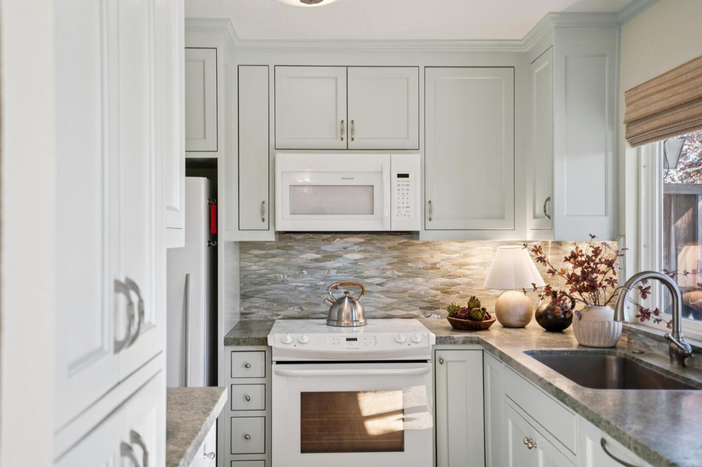 Detail Gallery Image 24 of 51 For 415 Sailfish Dr, Aptos,  CA 95003 - 3 Beds | 1/1 Baths