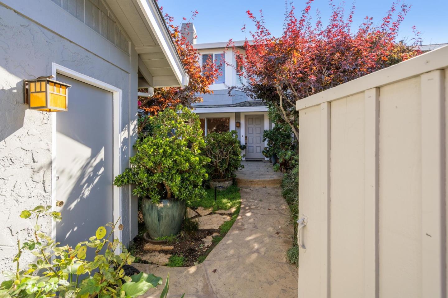 Detail Gallery Image 4 of 51 For 415 Sailfish Dr, Aptos,  CA 95003 - 3 Beds | 1/1 Baths