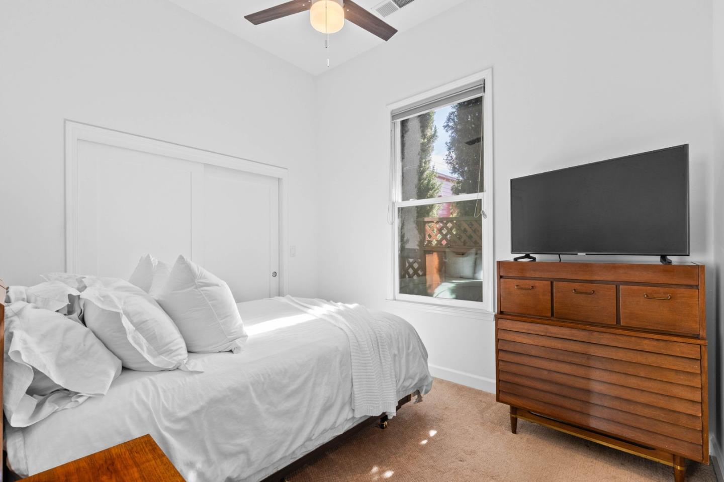 Detail Gallery Image 15 of 43 For 141 N Almaden Blvd, San Jose,  CA 95110 - – Beds | – Baths