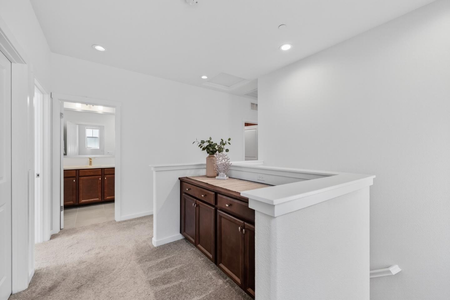 Detail Gallery Image 21 of 44 For 2975 Denali Dr, Marina,  CA 93933 - 3 Beds | 2/1 Baths